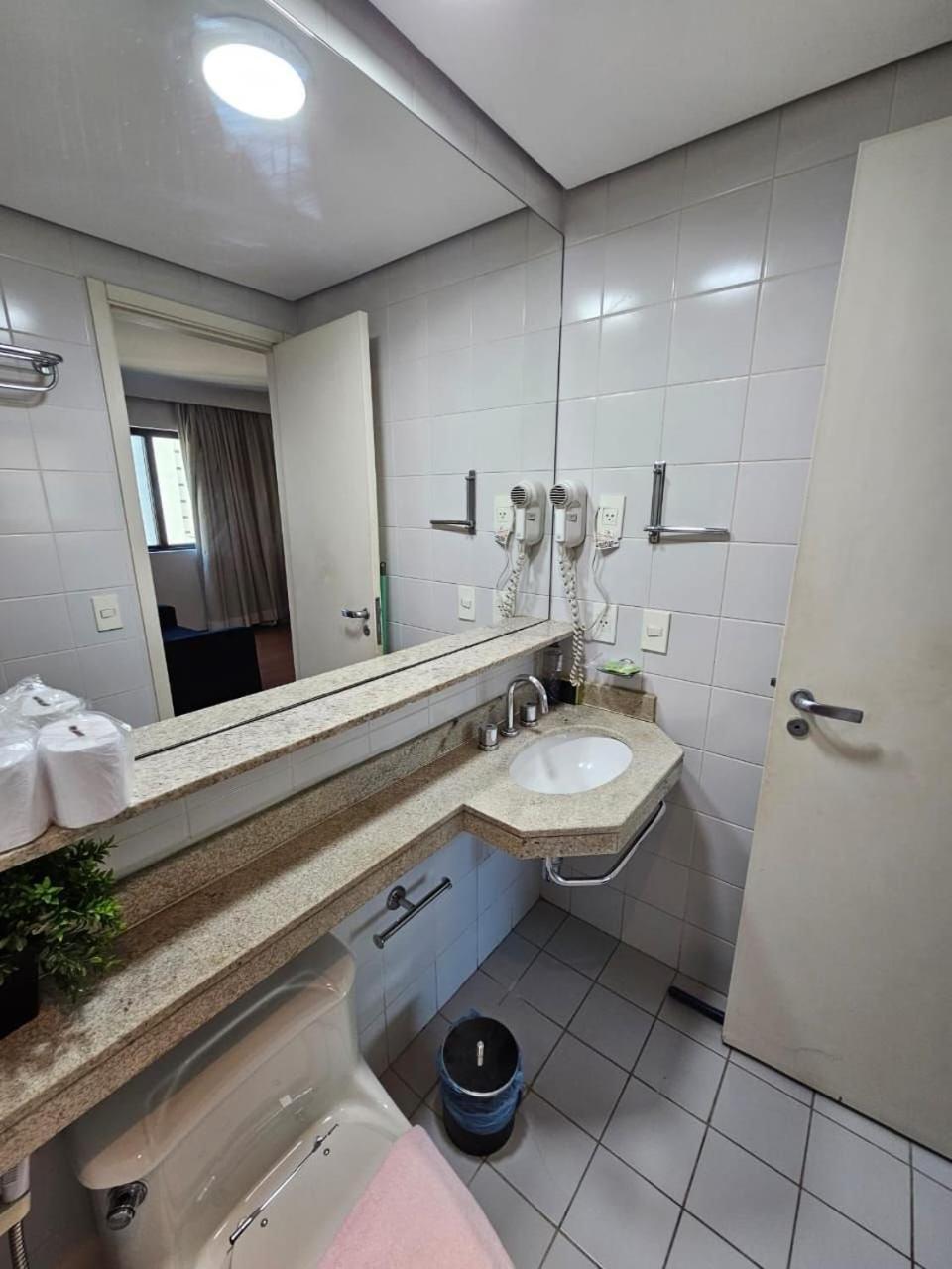 Hotel Internacional Ibirapuera 2534 Proximo Metro São Paulo Luaran gambar
